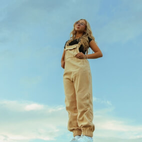 PRAISE (Brook's Version) Por Brook Abella