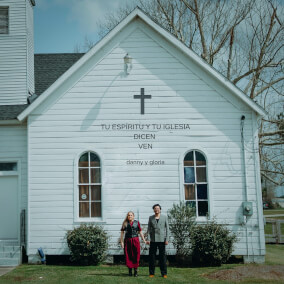 Tu Espíritu Y Tu Iglesia Dicen Ven Oleh Danny y Gloria