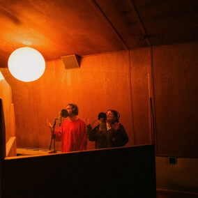 King Of The World By Anna Golden, Aodhán King