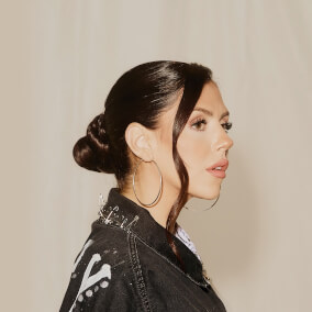 Holy Spirit (feat. Phylisha Mitchell) [Live] By Lizzie Morgan