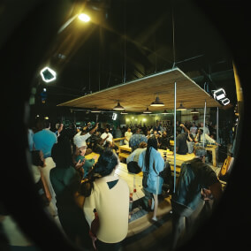 Jesus Loves Me (feat. Stefan Hutchinson) By Jake and Mates