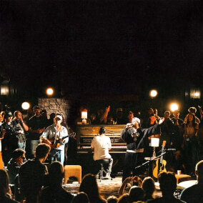 Waiting To See What God Does (Live) Por Benjamin William Hastings, Aodhán King