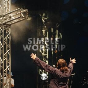 Simple Worship (Live) Por New Wine Worship