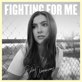 Fighting For Me de Riley Clemmons