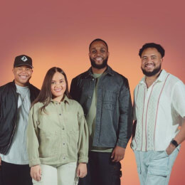 Unánimes En Adoración